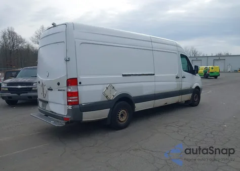 2011 Mercedes-Benz Sprinter 2500 High Roof z USA, uszkodzony, nr VIN WD3PE8CB4B5571664